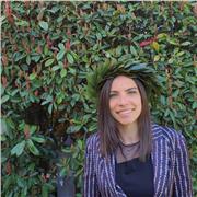 Docente di italiano, latino, storia, geografia con esperienza in casa editrice e presso la scuola secondaria di 1 e 2 grado.