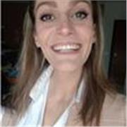 Laureata Magistrale in Lingue per la Comunicazione e esperienza nell'insegnamento della L2