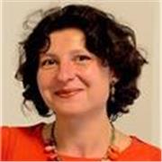 Professeur d'arts-plastiques et peintre, propose cours de soutien en arts-plastiques et cours de peinture.