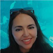 Licenciada en Artes de la Universidad de chile con experiencia en clases para niños y adultos de manera presencial