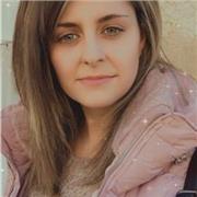 Profesora de lengua, matemáticas, inglés de primaria con experiencia, titulada en educación infantil y primaria con las especialidades de educación especial y audición y lenguaje. Actualmente ofrezco clases en valladolid u online en toda España