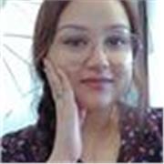 Interior designer tutor teaches to all who are willing to learn about designing