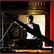 Docente di Pianoforte, tastiera, solfeggio e teoria musicale