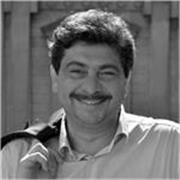 Giornalista professionista, radiofonico ed esperto in Comunicazione Istituzionale 