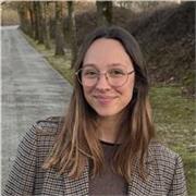 Ingeniera biomédica de 24 años, apasionada de dar clases a gente joven en su tiempo libre. Experiencia de varios años.