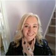 Fluent English speaker with 20 year career as a nurse with the NHS