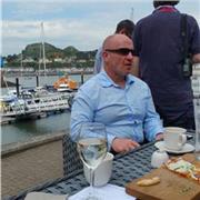 I am a fully qualified personal trainer and assesor living in the Liverpool area