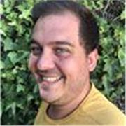 Diseñador y Desarrollador de Videojuegos con formación en  Desarrollo de Software y experiencia en estudios Indies.