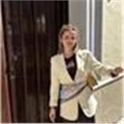 Profesora de primaria adaptada a todas las edades y situaciones individuales. 