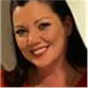 Profesora Cs políticas , lengua castellana y maestra de escuela primaria . Diplomatura en Cs comunicación