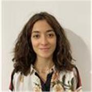 Studente di giurisprudenza impartisce lezioni in italiano, storia e geografia