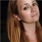 Laurea in lettere moderne . Insegnante di materie letterarie