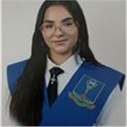 Estudiante de grado medio, apta para ayudar a menores de edad en cualquier materia de ESO o primaria.
