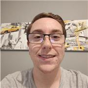 Lycéen passionné d'histoire et de matières littéraires. Je peux donc aider en histoire et en français