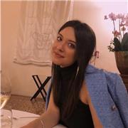 Studentessa Magistrale di Psicologia impartisce lezioni e si presta per aiutare bambini e ragazzi nei compiti