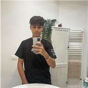 se stai cercando qualcuno che aiuti tuo figlio/figlia con l’inglese io posso farlo