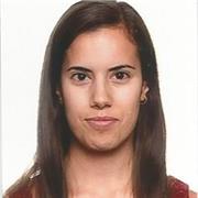 Graduada en filología hispánica da clases, de todas las asignturas a niños de primaria y de lengua a los de secundaria