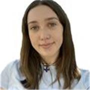 Soy estudiante de marketing y una persona responsable, organizada y paciente; doy clases a primaria creando confianza.