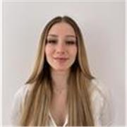 Soy una chica con altos conocimientos en lengua castellana y con ganas de hacer que los niños aprendan