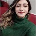Ortaokul ve liseye ders veren Türkçe ve edebiyat öğretmeni