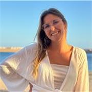 Bonjour !  Con mis 5 años de experiencia como profesora de francés te propongo que hagas del francés una aventura motivadora