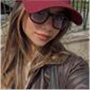 Sono una studentessa universitaria e offro lezioni di supporto allo studio per bambini della scuola elementare o medie.