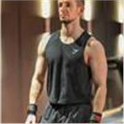 I specialise in helping clients build muscle, increase strength both online and in person. 