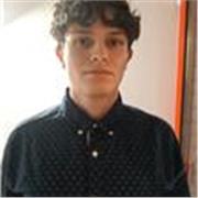 Soy un estudiante de bachillerato y tengo amplios conocimientos en las matemáticas.