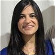 Profesora de educación primaria orientada a las matemáticas