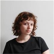 Diplomée d'un bac+5 de recherche en design déspace propose des courts de design et d'histoire de l'art