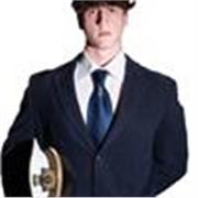 Offro lezioni private e supporto allo studio per studenti dalla scuola primaria fino alla scuola superiore.