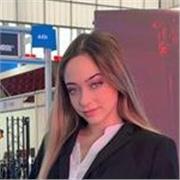 Me defino como una profesora entusiasta y dinámica, comprometida con el aprendizaje significativo y la participación activa de los estudiantes. Mis clases están diseñadas para ser interactivas, estimulantes y adaptadas a las necesidades individuales de mi