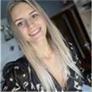 Insegnante privata di lingue straniere in ambito scolastico e professionale