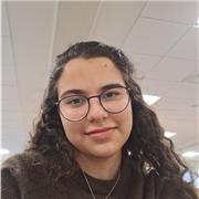 Englisch-Tutor, der alle Schüler*innen bis 10the Klasse unterrichtet