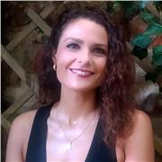 Profesora titulada en la especialidad de Economía y ADE.