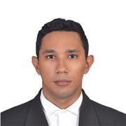 Spanischer Muttersprachler mit Erfahrung im Unterrichten von Kindern und Erwachsenen.  Ich bieteSpanischer Mutt Kurse virtuell an.