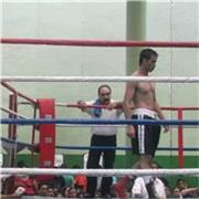 Ex boxeador profesional,con 13 años de experiencia como peleador y 4 años como entrenador, da clases de boxeo y entrenamiento func