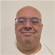 Formador con amplia experiencia y certificado SSCE0110 da clases de herramientas ofimáticas (procesadores de texto, hojas de cálculo, programas de presentación)