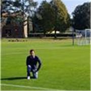 Sono docente decennale nella scuola secondaria di 2 grado. Ho conseguito già due lauree in Scienze Motorie e fra poco in Nutrizio.