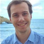 Etudiant en master 2 de droit privé, je propose cours de soutien en droit et histoire.