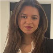 Ausgezeichnete Englisch LK Schülerin in der Gymnasialen Oberstufe