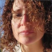 Espagnole et oceanographe , donne cours de sciences et espagnol