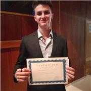 Doy clases de Lengua Castellana y Literatura desde primaria hasta la ESO