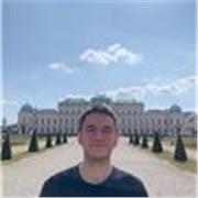 Soy ingeniero químico industrial, residente en Huelva e impartiría las clases de forma online