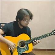 Profesor de música: piano, guitarra y violín en Cuenca presencial - online