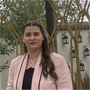Soy una persona amable, simpática, cariñosa, responsable, paciente y comprensiva