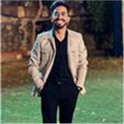 English tutor who teaches English to all ages 