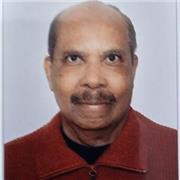 Titulado en Ingeniería electrónica, imparte clases de forma online y presencial en Valladolid.