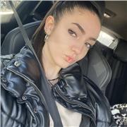 Soy una chica que da clases de sintaxis desde nivel principiante tanto com avanzado. Pueden ser online o presenciales