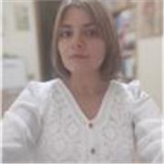 Salve! Sono Alessandra, insegnante di francese con livello C1. Sono disponibile per lezioni private personalizzate